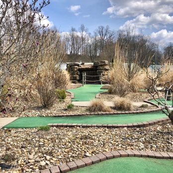 Hocking Hills Mini Golf - Mini golf course - Mini Golf Near Me - Rockbridge, Ohio