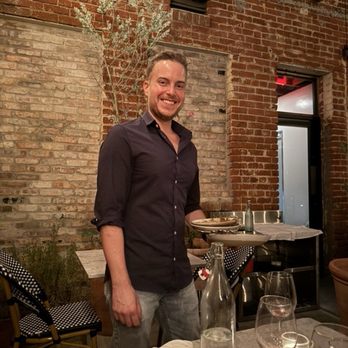Blair's - Nick the very nice manager - Italian Near Me - Los Angeles, California