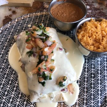 El Barco - Burrito Chori-Pollo with rice and beans on the side rather than inside. I'm addicted! :) See next picture for what it looks like inside. - Seafood Near Me - Staunton, Virginia
