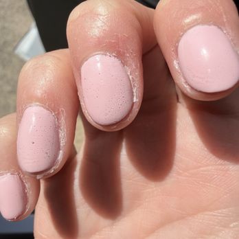 Dolce Nail Bar - The top coat is so outside of the lines and air bubbles everywhere - Nail Salons Near Me - Dallas, Texas