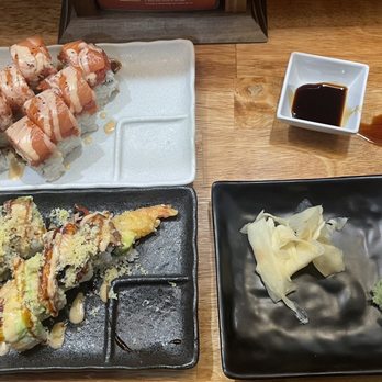 Yoshiharu Ramen - Crunch Dragon Roll Yoshi Roll - Ramen Near Me - Garden Grove, California Yoshiharu Ramen - Crunch Dragon Roll Yoshi Roll - Ramen Near Me - Garden Grove, California