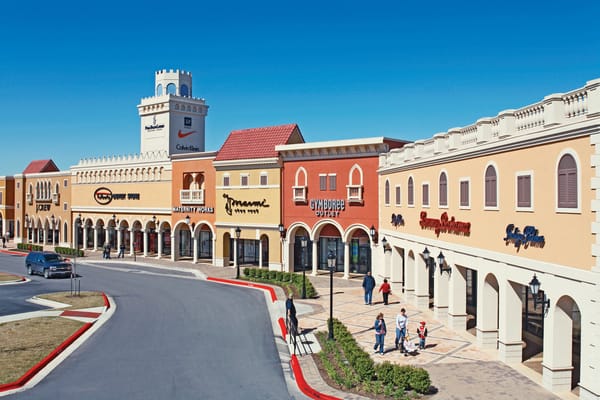 San Marcos Premium Outlets by null