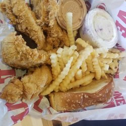 Raising Cane's Chicken Fingers - The Box Combo