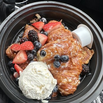 Bloom - Croissant French Toast to go - American Near Me - Santa Clara, California