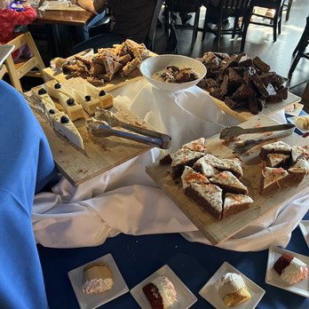 Viewhouse - Centennial - Dessert bar - American Near Me - Centennial, Colorado Viewhouse - Centennial - Dessert bar - American Near Me - Centennial, Colorado