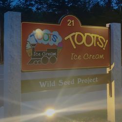 Toots Ice Cream and Farm