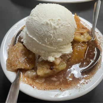 Dixie Diner - Peach Cobbler! - Diners Near Me - Texarkana, Texas Dixie Diner - Peach Cobbler! - Diners Near Me - Texarkana, Texas