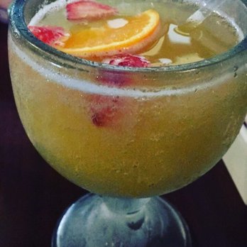 Mimosas Cafe - Pineapple mimosa - Breakfast & Brunch Near Me - San Jose, California Mimosas Cafe - Pineapple mimosa - Breakfast & Brunch Near Me - San Jose, California