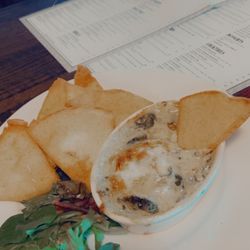 Sky Bistro Lounge - Spinach dip with pita chips