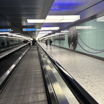 Heathrow Airport - Underground traveling - Airports Near Me - Hounslow, XGL Heathrow Airport - Underground traveling - Airports Near Me - Hounslow, XGL