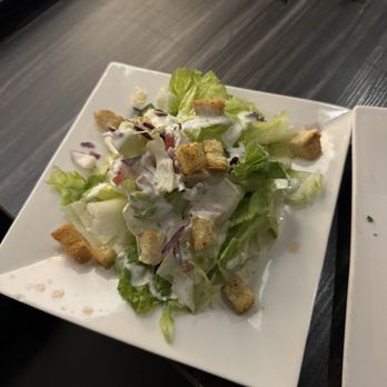 Cliff Dining Pub - Side salad - Sushi Bars Near Me - Draper, Utah
