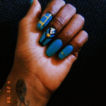 John and Sandy Nails - (left hand) - Nail Salons Near Me - Los Angeles, California