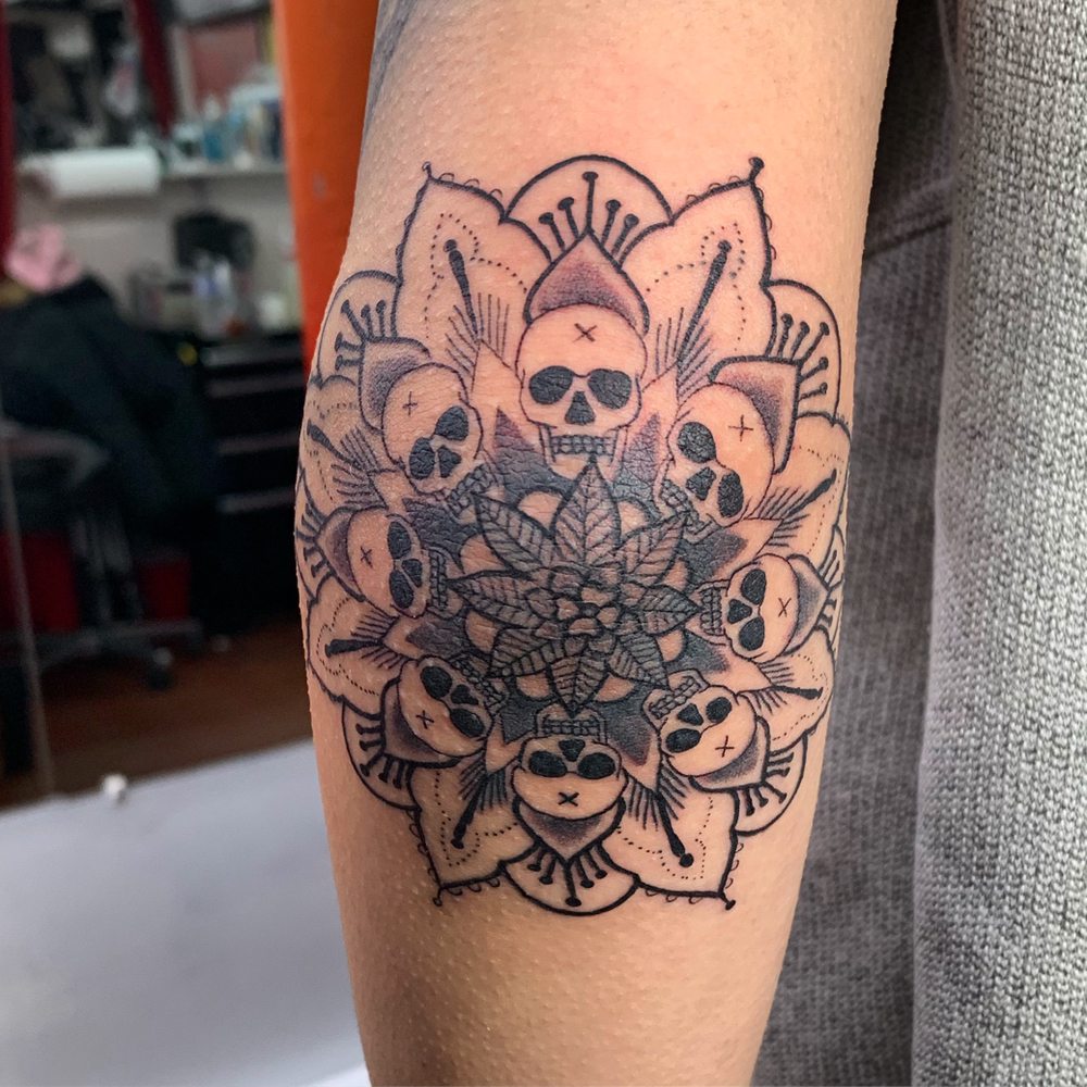 Sunset Park Tattoo Studio, New York Roadtrippers