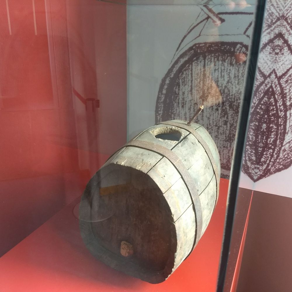 Museo Granum - lunch pale of wine cask carried to the quarry workers - Museums Near Me - Baveno, VB