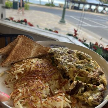 Cheeseburger In Paradise - Burgers Near Me - Honolulu, Hawaii