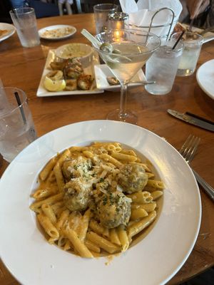 Bucatino Restaurant and Wine Bar by null