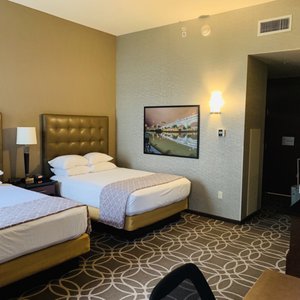 cleveland hotel drury plaza downtown renaissance yelp