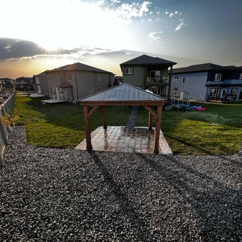 Silverdene Builders - Patio with pergola in the back yard. - Landscaping Near Me Silverdene Builders - Patio with pergola in the back yard. - Landscaping Near Me
