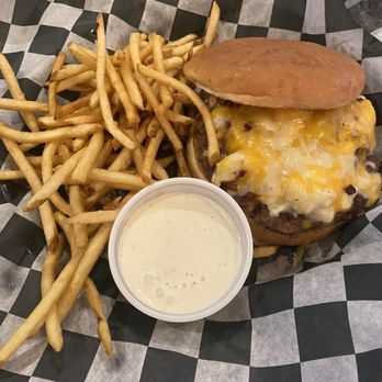 Louie's Grill and Bar - Brew Burger - American Near Me - Broken Arrow, Oklahoma Louie's Grill and Bar - Brew Burger - American Near Me - Broken Arrow, Oklahoma