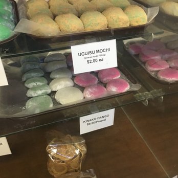 Nisshodo Candy Store - Candy Stores Near Me - Honolulu, Hawaii
