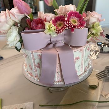LGO Bake Shop - Bakeries Near Me - Phoenix, Arizona