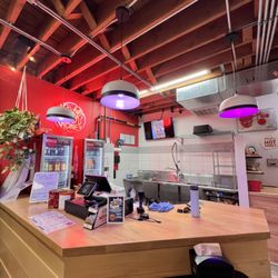 Izzy's Pizza Bus - Front counter