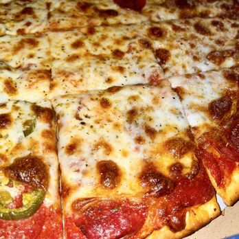 Vero Chicago Pizza - Tavern style pizza (thin crust) - Pizza Near Me - Maricopa, Arizona Vero Chicago Pizza - Tavern style pizza (thin crust) - Pizza Near Me - Maricopa, Arizona