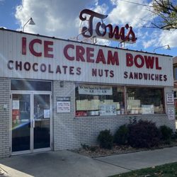 Tom's Ice Cream Bowl