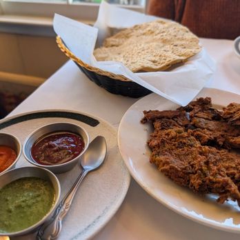 Sunset Indian Cuisine - Pakora, papadum and chutneys - Himalayan/Nepalese Near Me - San Francisco, California Sunset Indian Cuisine - Pakora, papadum and chutneys - Himalayan/Nepalese Near Me - San Francisco, California