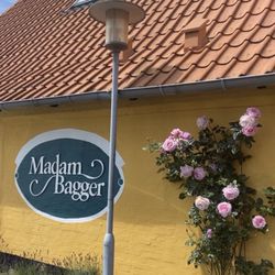 Restaurant Madam Bagger - Outside