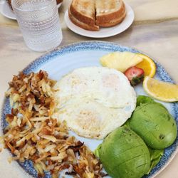 Wake’a Boo Breakfast Bar - Avocado breakfast