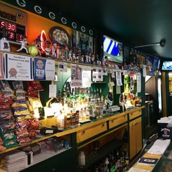 Tippy's Bar & Grill - Main bar