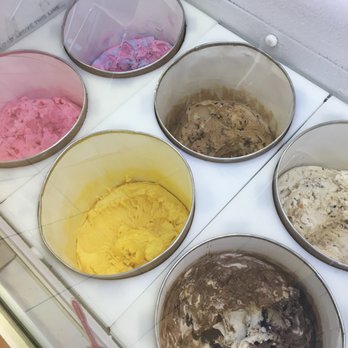 Baskin Robbins - These are a few of the ice cream tubs. Clean and appealing to the eye. - Desserts Near Me - Atlanta, Georgia Baskin Robbins - These are a few of the ice cream tubs. Clean and appealing to the eye. - Desserts Near Me - Atlanta, Georgia