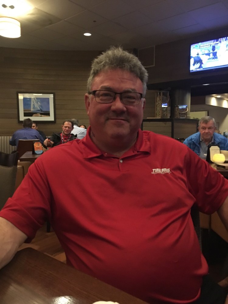 RJ’S TIRE PROS & AUTO EXPERTS Updated September 2024 11 Reviews 2601 W Nob Hill Blvd