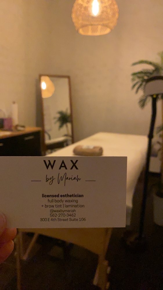 Wax By Mariah Logo
