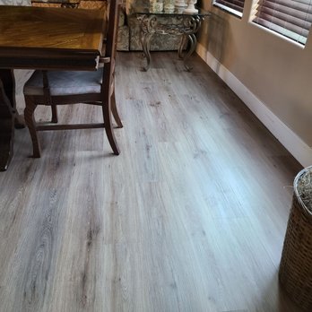 Diamondback Flooring - a dining room table and chairs - Flooring Near Me - Phoenix, Arizona