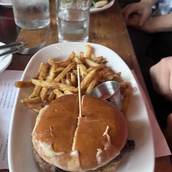 Apres Diem - Bars Near Me - Atlanta, Georgia