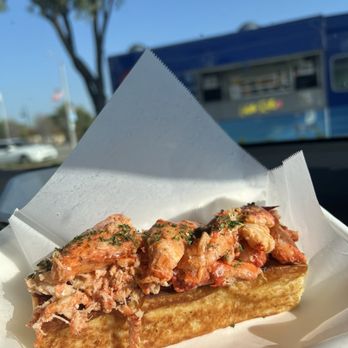 Lobster Zen - Lobster Roll - Food Trucks Near Me - Rosemead, California Lobster Zen - Lobster Roll - Food Trucks Near Me - Rosemead, California