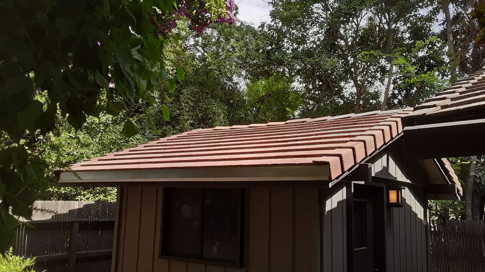 Slide of Quinn Bro's Roofing