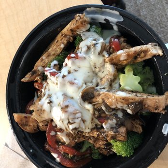 Muscle Maker Grill - American Near Me - Lodi, New Jersey