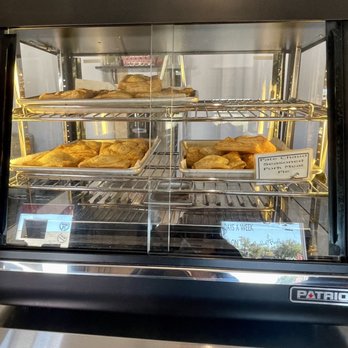 Le Bakery - Pate chaud - Bakeries Near Me - Biloxi, Mississippi Le Bakery - Pate chaud - Bakeries Near Me - Biloxi, Mississippi