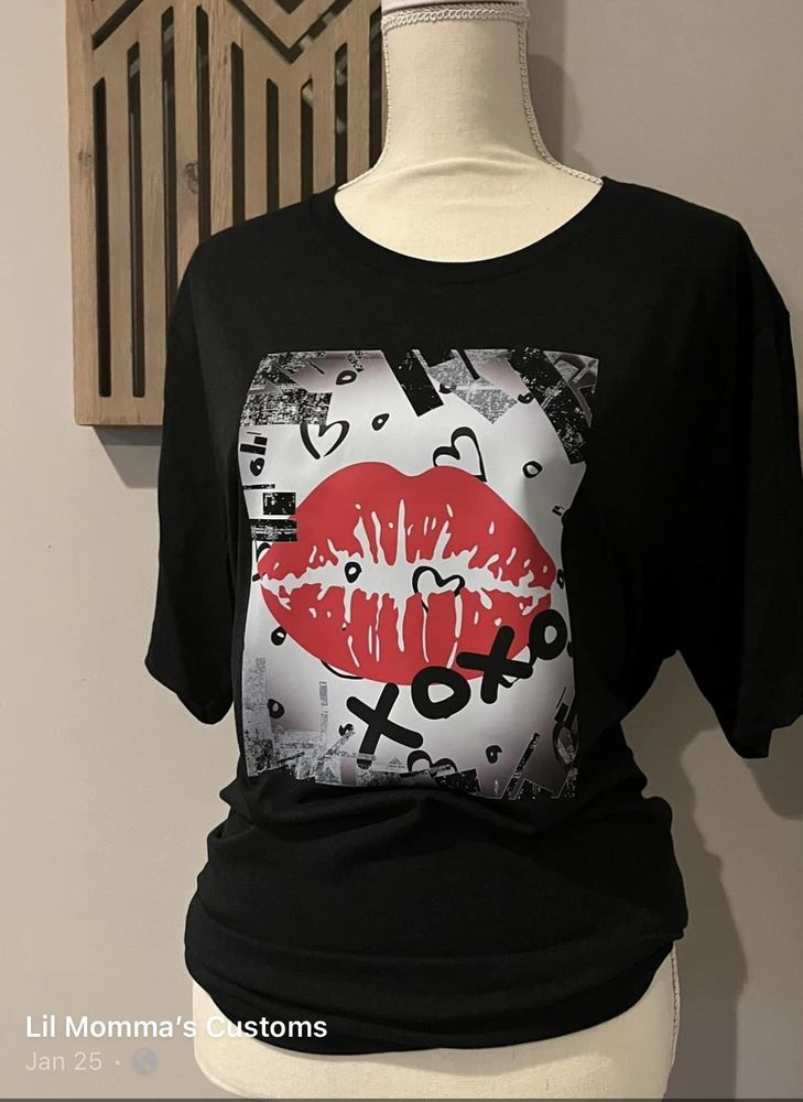 Lil Momma's Customs Logo