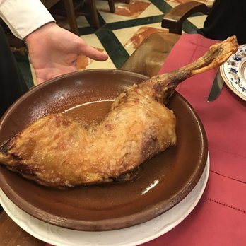 Asador de Aranda - Roasted leg of lamb - Steakhouses Near Me - Valencia, V