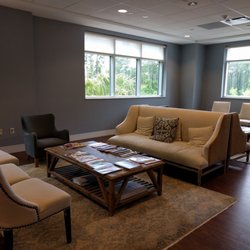 East Cooper OB/GYN - Waiting area