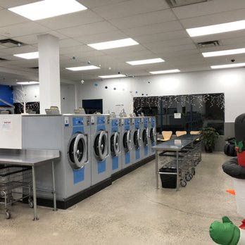 The Laundry Boss - Christmas decorations are up! - Dry Cleaning Near Me - Toronto, Ontario