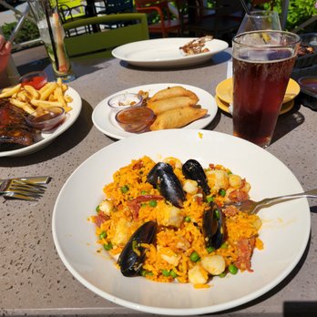 Bahama Breeze - Seafood Paella - Bars Near Me - Livonia, Michigan