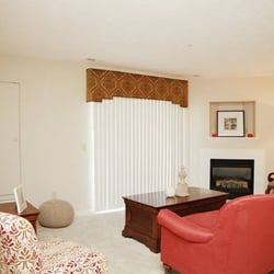 Somerset Apartments - Bermuda Living Room w/ optional fireplace