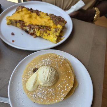 Brunch House - Meat lover omlet - Breakfast & Brunch Near Me - Grand Rapids, Michigan