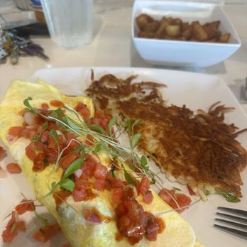 Two Cracked Eggs Cafe - Western omelette was great! - Breakfast & Brunch Near Me - Savannah, Georgia Two Cracked Eggs Cafe - Western omelette was great! - Breakfast & Brunch Near Me - Savannah, Georgia