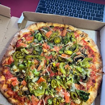 Sofia's Brick Oven Pizzeria - Pizza veggie - Pizza Near Me - Wethersfield, Connecticut